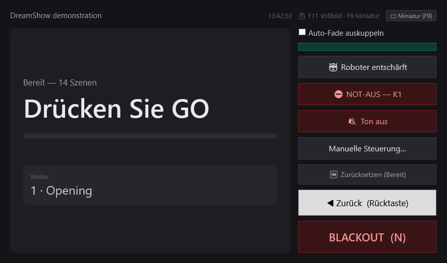 Das Ablauffenster, bereit: „Drücken Sie GO“, die nächste Szene und die Knöpfe GO, Zurück und BLACKOUT